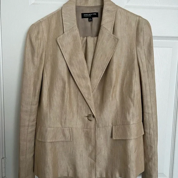 New with Tag Jones NY Ladies Suit Size 12 Silk - Picture 1 of 4